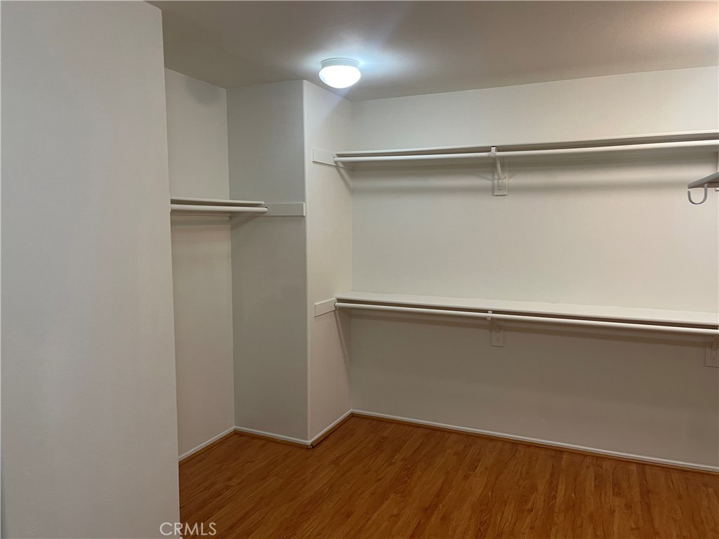 https://media.crmls.org/medias/7024d642-f3f2-4487-96b0-bae2f618111b.jpg?preset=X-Large
