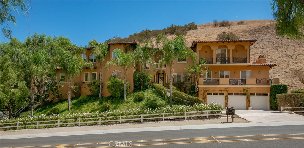 302 Bell Canyon Road, Bell Canyon, CA 91307
