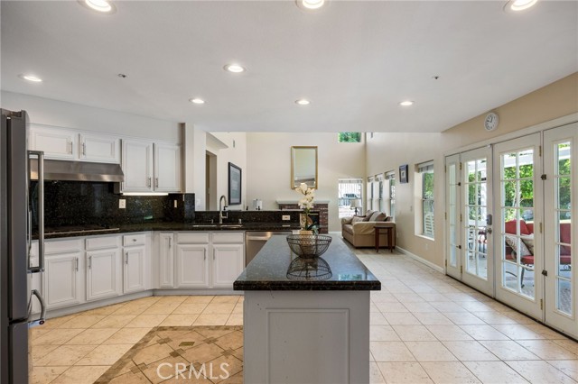 24633 Stagg St, West Hills CA: https://media.crmls.org/medias/70268b47-b06f-49e8-a690-7919fdc11267.jpg