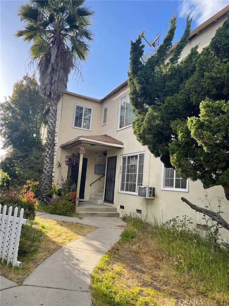 Quadruplex at 7313 Bakman ave