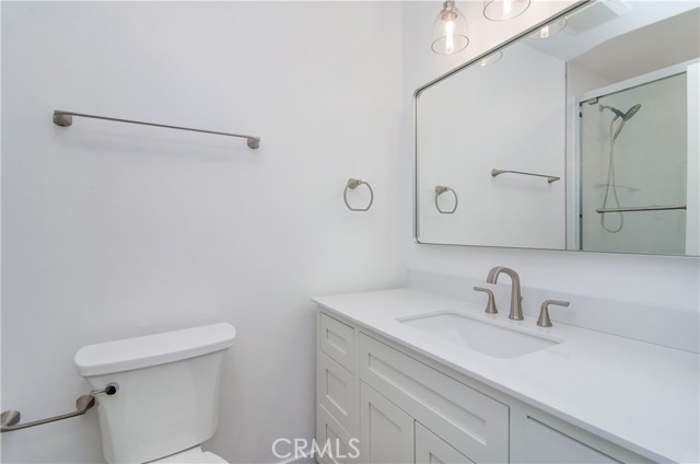Detail Gallery Image 11 of 20 For 9811 Fair Tide Cir, Huntington Beach,  CA 92646 - 4 Beds | 2 Baths