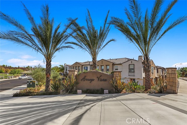 40302 Calle Real, Murrieta CA: https://media.crmls.org/medias/7029b3b6-2f89-464a-b85f-d81e1d9f44f6.jpg