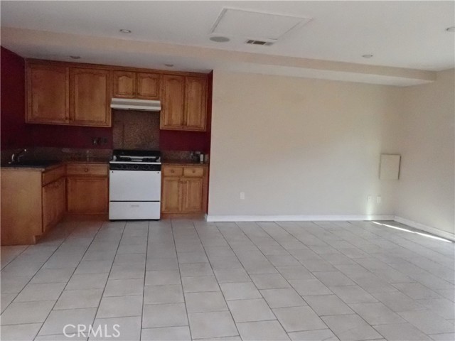 Detail Gallery Image 9 of 10 For 12091 Ora St #B,  Garden Grove,  CA 92840 - 2 Beds | 1 Baths