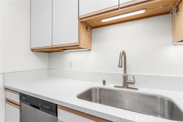 8650 Belford Avenue, Los Angeles CA: https://media.crmls.org/medias/702b3a5e-381a-41e2-91d6-3a70299321ff.jpg