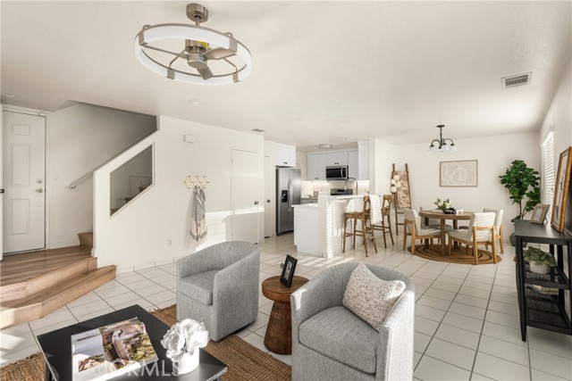 Detail Gallery Image 9 of 48 For 14647 Green River Rd, Victorville,  CA 92394 - 4 Beds | 2/1 Baths