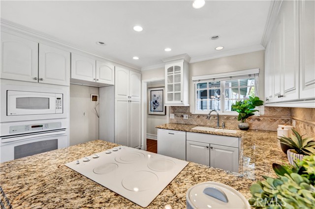Image 15 of 51 For 17291 Ash Street
