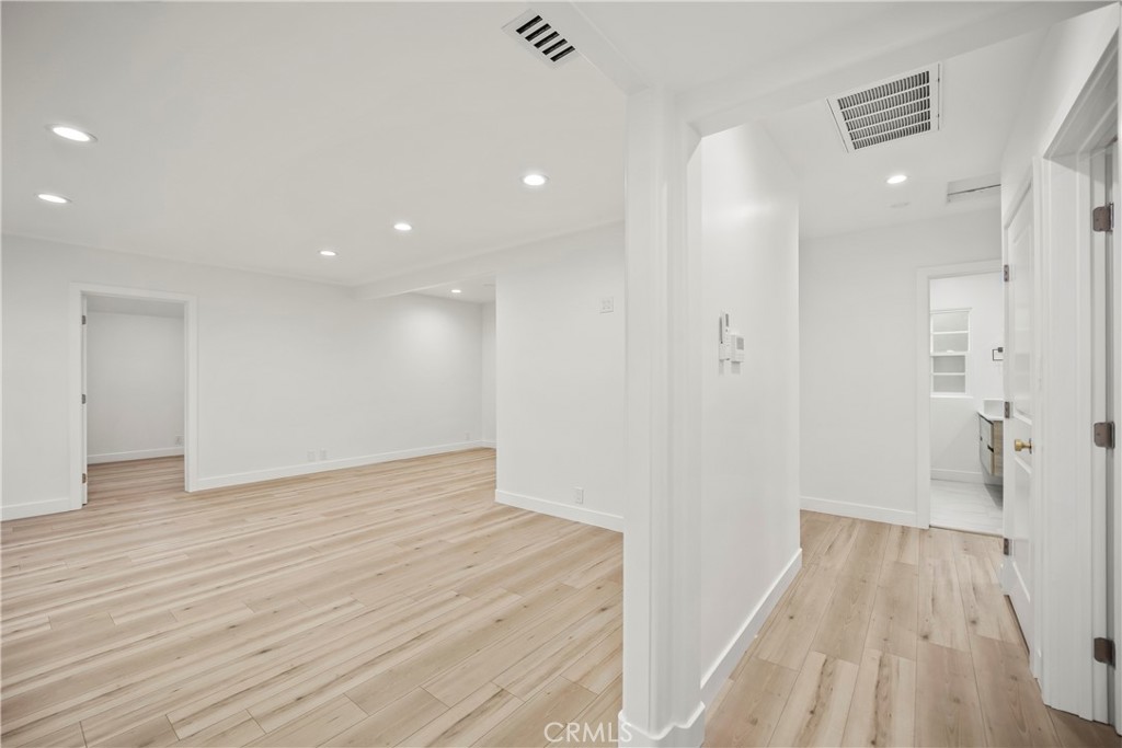 620 E Elmwood AvenueBurbank image #1