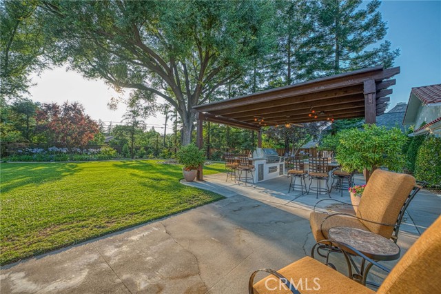 6695 N Van Ness Boulevard, Fresno CA: https://media.crmls.org/medias/702c6bc8-0c41-4d2c-ae84-48ae7e9ab32f.jpg