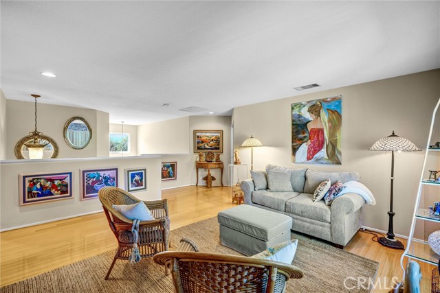 Detail Gallery Image 28 of 50 For 25304 Rolling Greens, Saugus,  CA 91350 - 6 Beds | 4 Baths