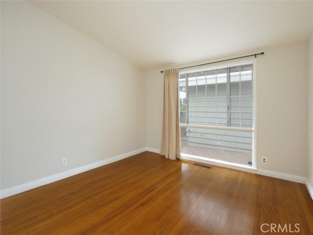 Bedroom2