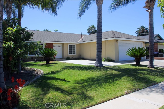 Detail Gallery Image 2 of 23 For 14282 Shadybrook Dr, Tustin,  CA 92780 - 3 Beds | 2 Baths