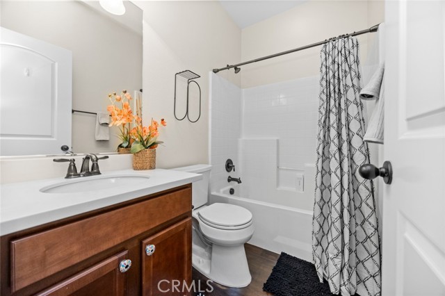 Detail Gallery Image 10 of 23 For 25589 Foxglove, Corona,  CA 92883 - 5 Beds | 3 Baths