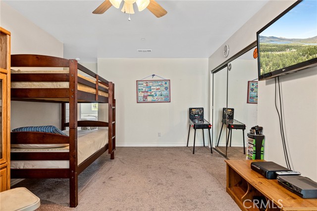 919 Venus Way, Crestline, CA 92325