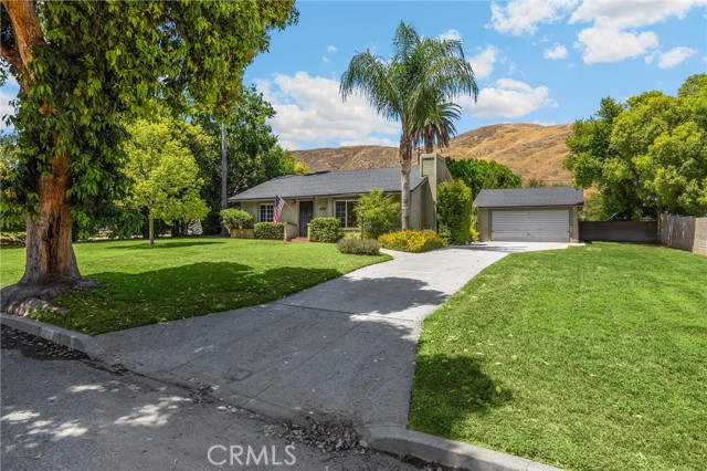 1210 W Marshall Boulevard, San Bernardino CA: https://media.crmls.org/medias/702dcd28-b660-4be6-9ef9-faf4c21ece5f.jpg