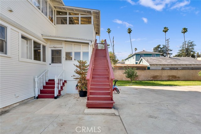 225 N Avenue 57, Los Angeles CA: https://media.crmls.org/medias/70301408-5e0c-49b0-9ed6-02f19c9963e0.jpg