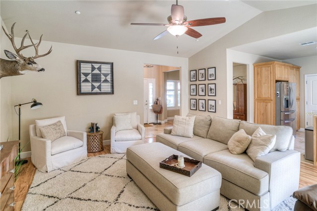 Detail Gallery Image 6 of 48 For 216 Mellane Cir, Orland,  CA 95963 - 3 Beds | 2 Baths