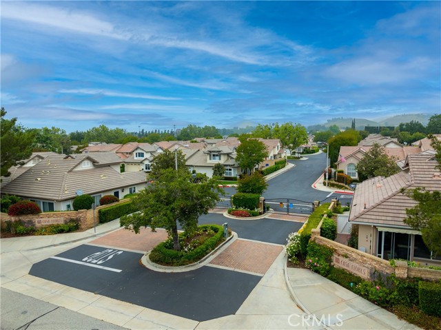 2095 Tulip Avenue photo 1