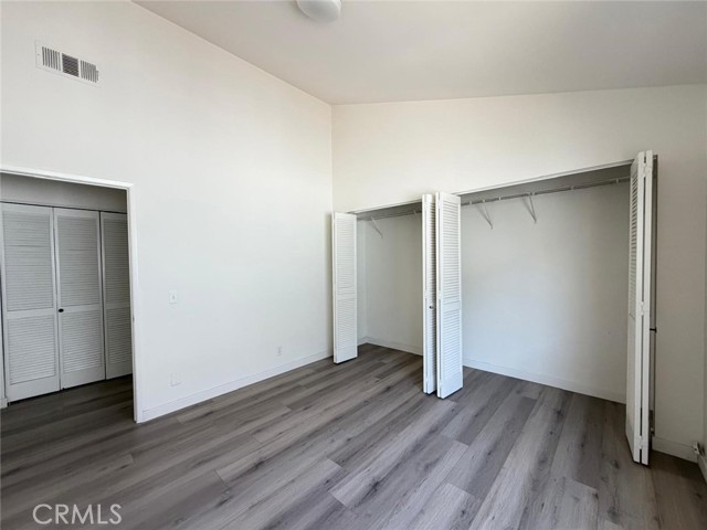 911 N Beaudry Avenue, Los Angeles CA: https://media.crmls.org/medias/70325e71-724d-4e21-bede-a261fcbb1e7f.jpg