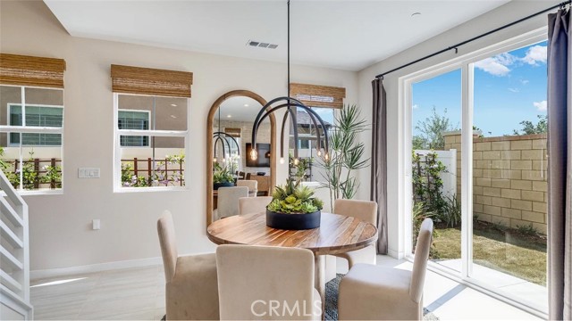 Detail Gallery Image 4 of 23 For 4463 S Patterson Paseo, Ontario,  CA 91762 - 4 Beds | 2/1 Baths