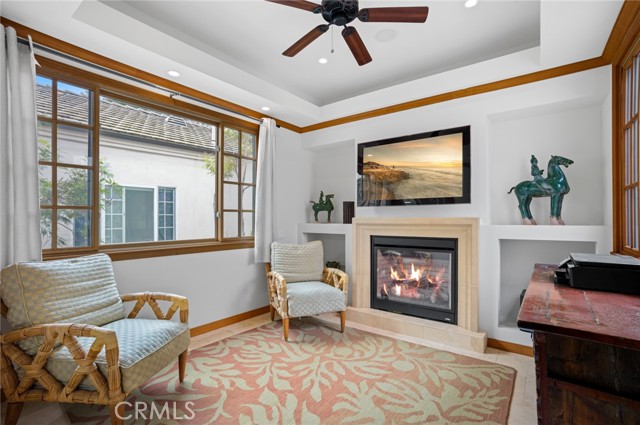 Detail Gallery Image 2 of 15 For 502 1/2 Goldenrod Ave, Corona Del Mar,  CA 92625 - 2 Beds | 2/1 Baths