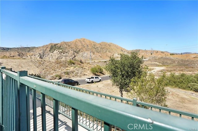 Detail Gallery Image 22 of 26 For 16410 W Nicklaus Dr #143,  Sylmar,  CA 91342 - 3 Beds | 3 Baths