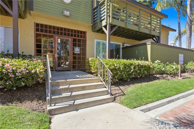 Front Image Thumbnail for CRPW26063944