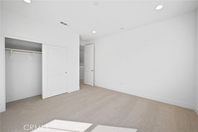 34524 Kadota Street, Yucaipa CA: https://media.crmls.org/medias/70373fb0-eee7-489b-ae92-9e37a9ddc72d.jpg