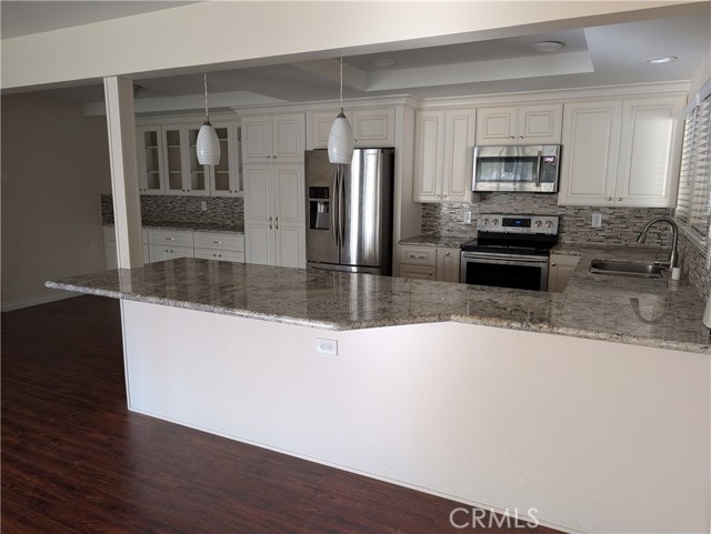 866 RONDA MENDOZA, Laguna Woods CA: https://media.crmls.org/medias/7037a54f-08df-430d-bb32-927f8547b39c.jpg