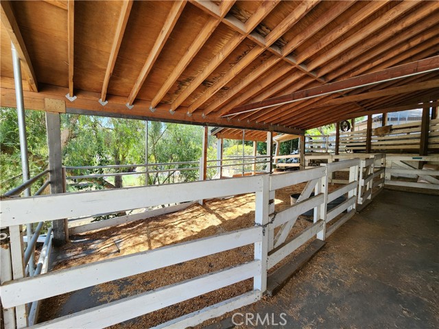 Detail Gallery Image 19 of 27 For 23747 Oakfield Rd, Hidden Hills,  CA 91302 - 5 Beds | 3/1 Baths