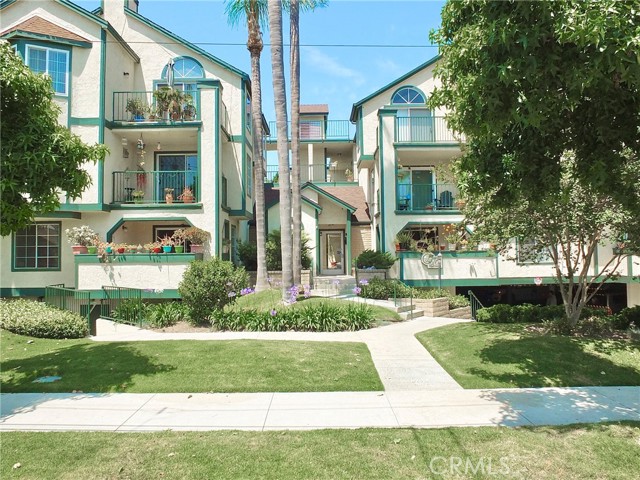 645 Ohio Ave #204, Long Beach, CA 90814