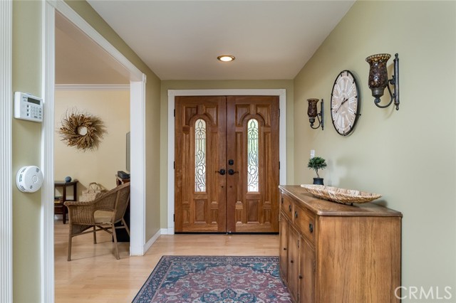Detail Gallery Image 3 of 40 For 6611 Elmhurst Dr, Tujunga,  CA 91042 - 3 Beds | 2 Baths