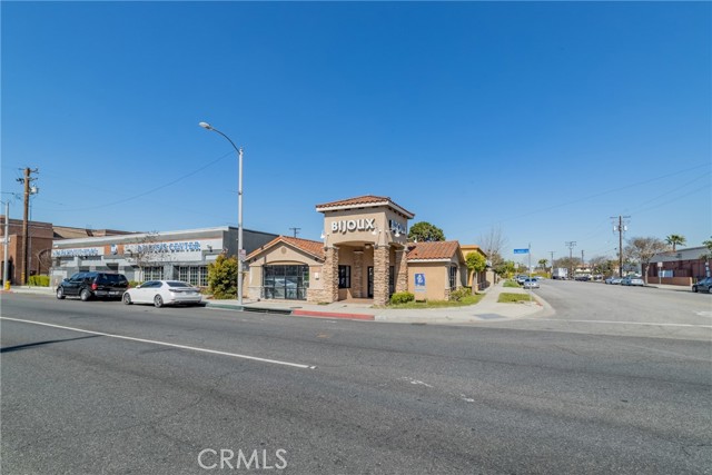 8329 Alondra Boulevard, Paramount, California 90723, ,Commercial Lease,For Rent,8329 Alondra Boulevard,CRPW23059586