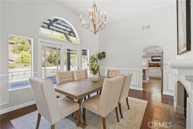 Detail Gallery Image 11 of 45 For 13049 Sunny Ln, Camarillo,  CA 93012 - 3 Beds | 3 Baths