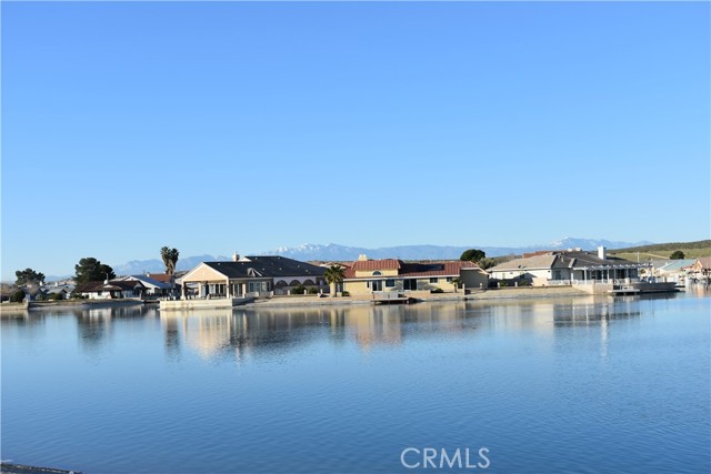 Detail Gallery Image 14 of 20 For 26456 Blue Water, Helendale,  CA 92342 - – Beds | – Baths