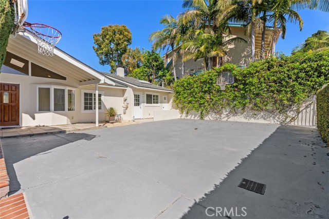 Detail Gallery Image 5 of 52 For 26581 Saddleback Dr, Mission Viejo,  CA 92691 - 5 Beds | 3/1 Baths