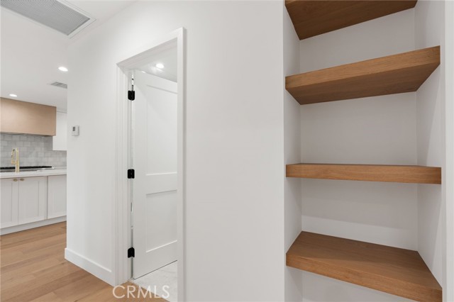 8334 Winsford Avenue, Los Angeles CA: https://media.crmls.org/medias/703be51b-7bb4-4ddf-a97e-2ab0bbad8bf3.jpg