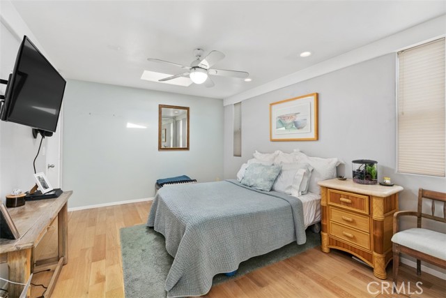 Detail Gallery Image 9 of 20 For 436 Fernleaf Ave #1/2,  Corona Del Mar,  CA 92625 - 3 Beds | 2 Baths