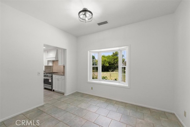 Detail Gallery Image 9 of 51 For 175 Wrangler Rd, Simi Valley,  CA 93065 - 4 Beds | 2 Baths
