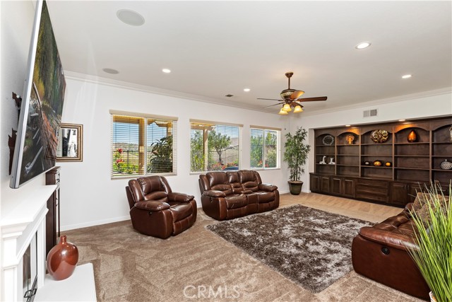 Detail Gallery Image 22 of 61 For 16658 S Peak Ct, Riverside,  CA 92503 - 4 Beds | 3/1 Baths