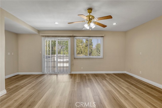 Detail Gallery Image 26 of 31 For 19101 Kingsbury, Porter Ranch,  CA 91326 - 5 Beds | 4 Baths