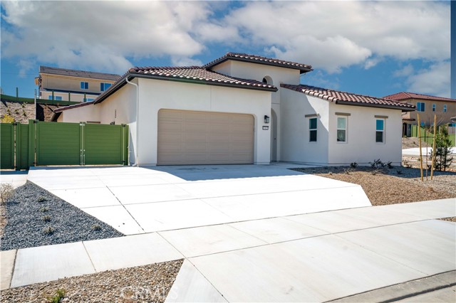 Detail Gallery Image 2 of 15 For 17127 Kent St, Hesperia,  CA 92345 - 3 Beds | 2/1 Baths