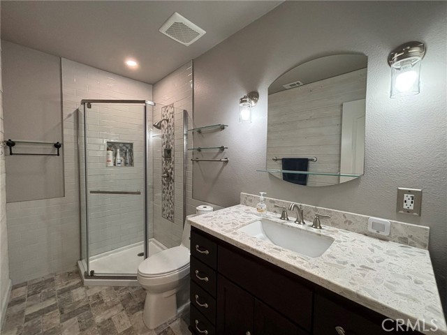 Detail Gallery Image 14 of 25 For 1200 Goldenview, Corona,  CA 92882 - 4 Beds | 2 Baths