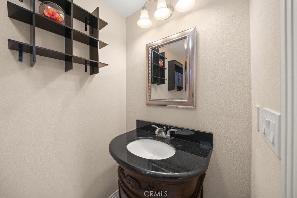 MLS #OC25236050 image #7