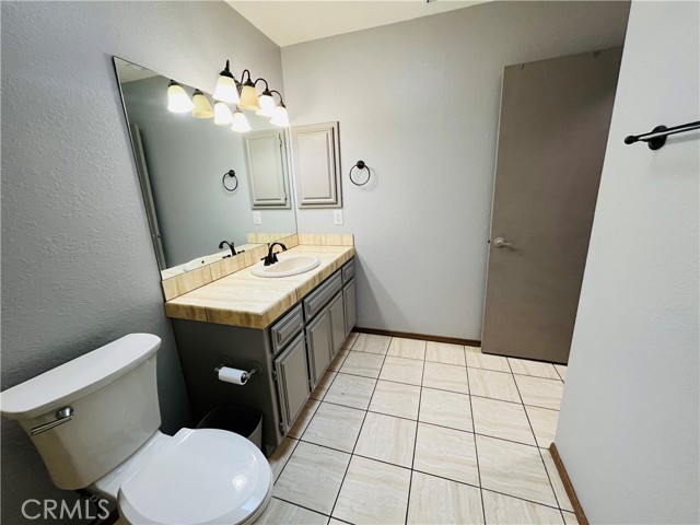 Detail Gallery Image 18 of 35 For 18474 Walnut St, Hesperia,  CA 92345 - 3 Beds | 2 Baths
