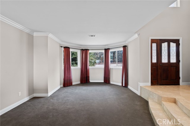 Detail Gallery Image 6 of 46 For 31144 5th Ave, Redlands,  CA 92374 - 4 Beds | 4/1 Baths