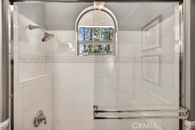 6153 Twin, Paradise CA: https://media.crmls.org/medias/7040a8bc-b720-4c8c-a8dc-21265fa58545.jpg