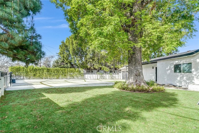 Detail Gallery Image 5 of 46 For 23245 Gonzales Dr, Woodland Hills,  CA 91367 - 5 Beds | 3 Baths