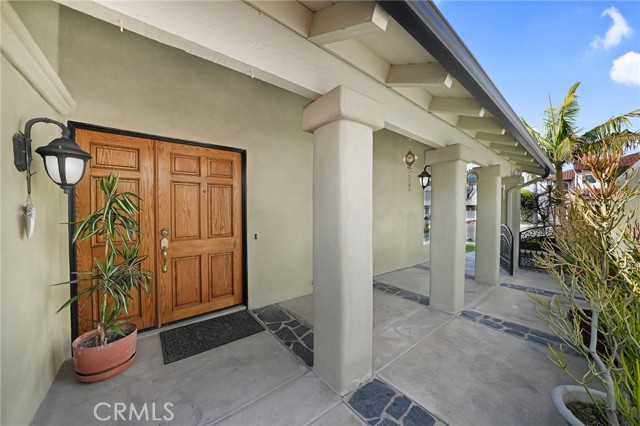 Detail Gallery Image 7 of 47 For 16672 Bolero Ln, Huntington Beach,  CA 92649 - 3 Beds | 2 Baths