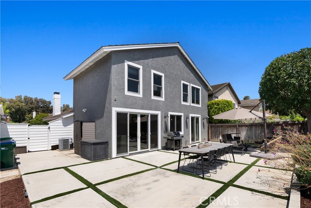 20 Whistling Isle, Irvine CA: https://media.crmls.org/medias/7041bf0a-4e1d-4abb-bb87-99f62aba6e94.jpg