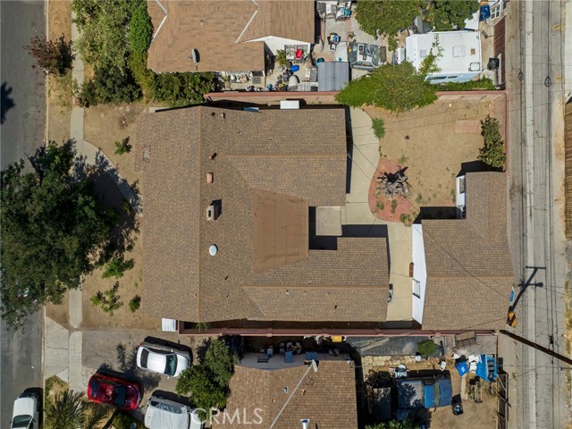 18725 Covello Street, Reseda CA: https://media.crmls.org/medias/70421cec-2783-44b7-a6a0-73836b8ea14a.jpg
